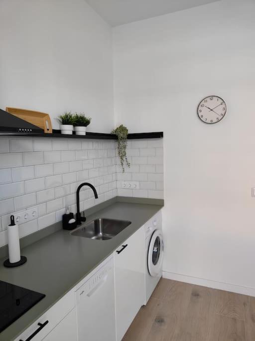 Loft Nuevo Cerca De Ruzafa Apartment บาเลนเซีย ภายนอก รูปภาพ