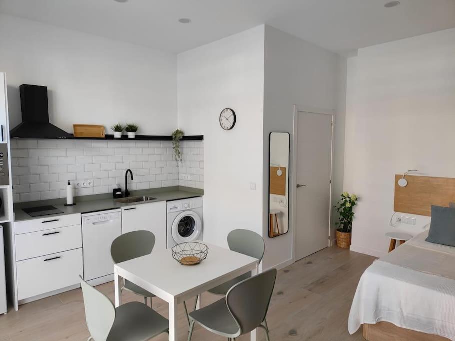 Loft Nuevo Cerca De Ruzafa Apartment บาเลนเซีย ภายนอก รูปภาพ