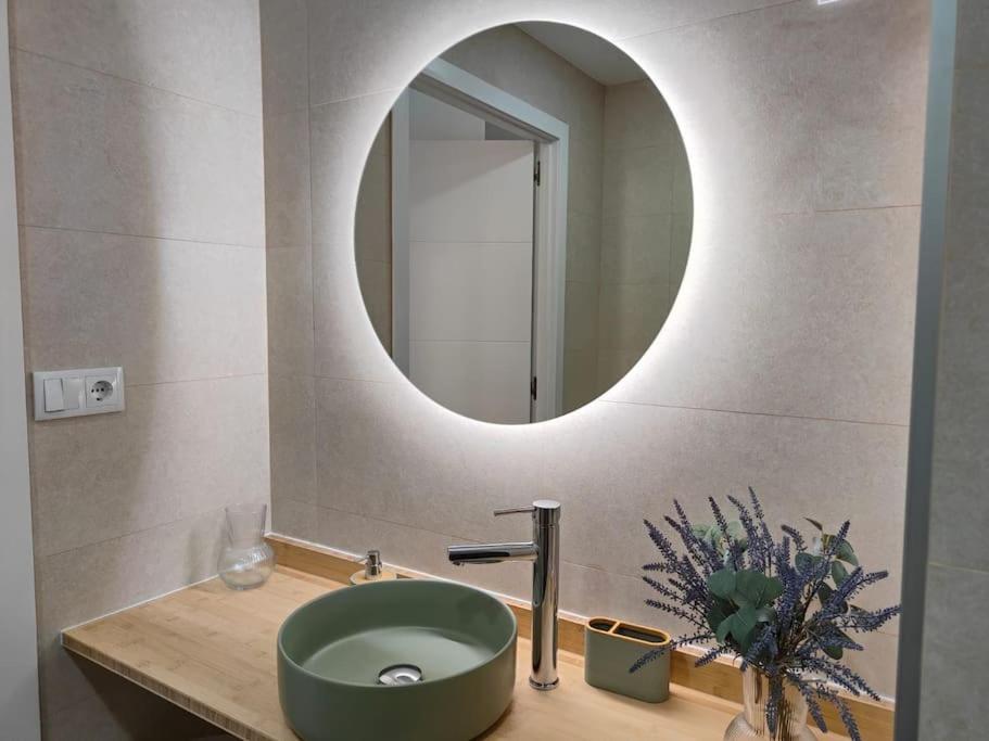 Loft Nuevo Cerca De Ruzafa Apartment บาเลนเซีย ภายนอก รูปภาพ