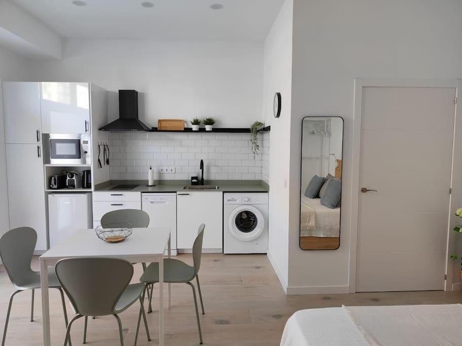 Loft Nuevo Cerca De Ruzafa Apartment บาเลนเซีย ภายนอก รูปภาพ